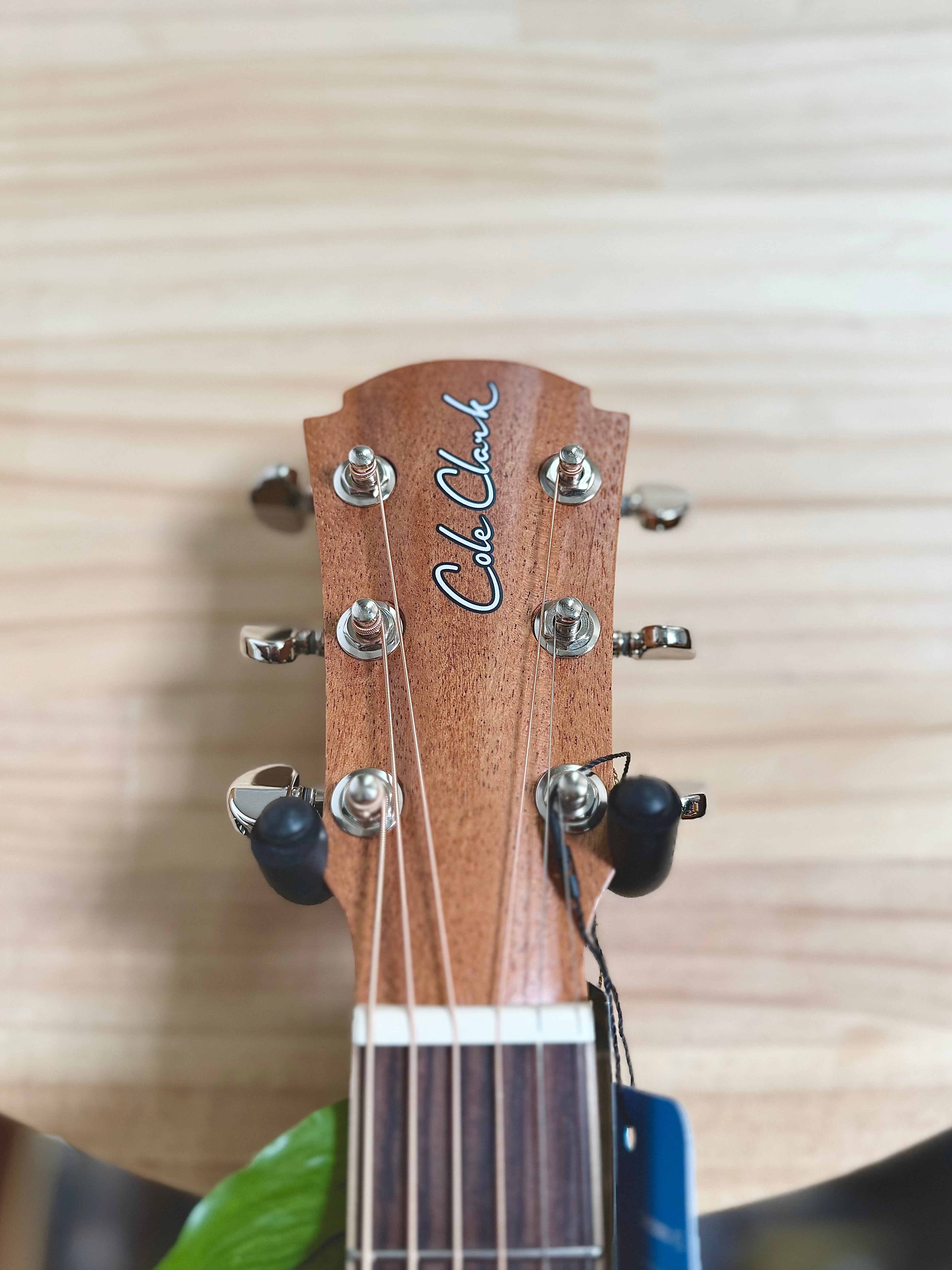 Cole Clark | STUDIO | SAN1-MMAH | African Mahogany Cole Clark | STUDIO | SAN1-MMAH | African Mahogany